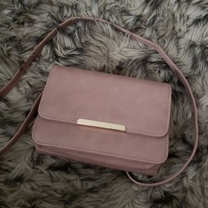 Urban expressions mauve crossbody